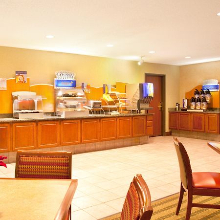 Best Western Plus Bourbonnais Hotel & Suites Buitenkant foto