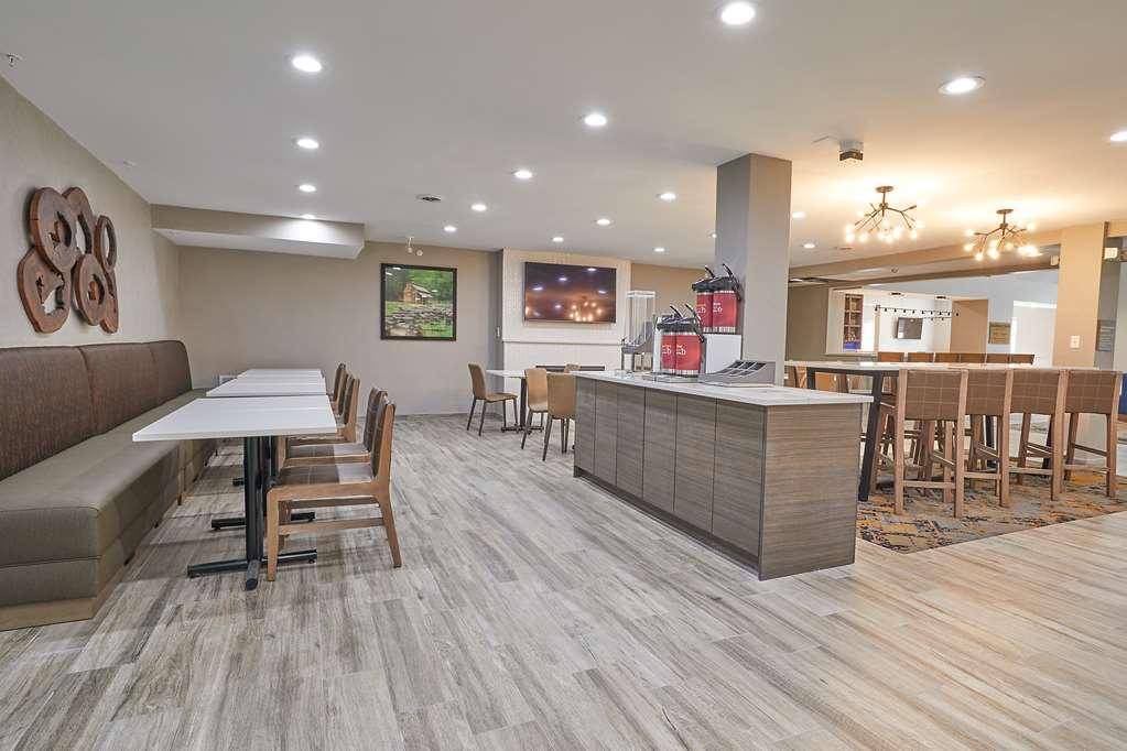 Best Western Plus Bourbonnais Hotel & Suites Faciliteiten foto