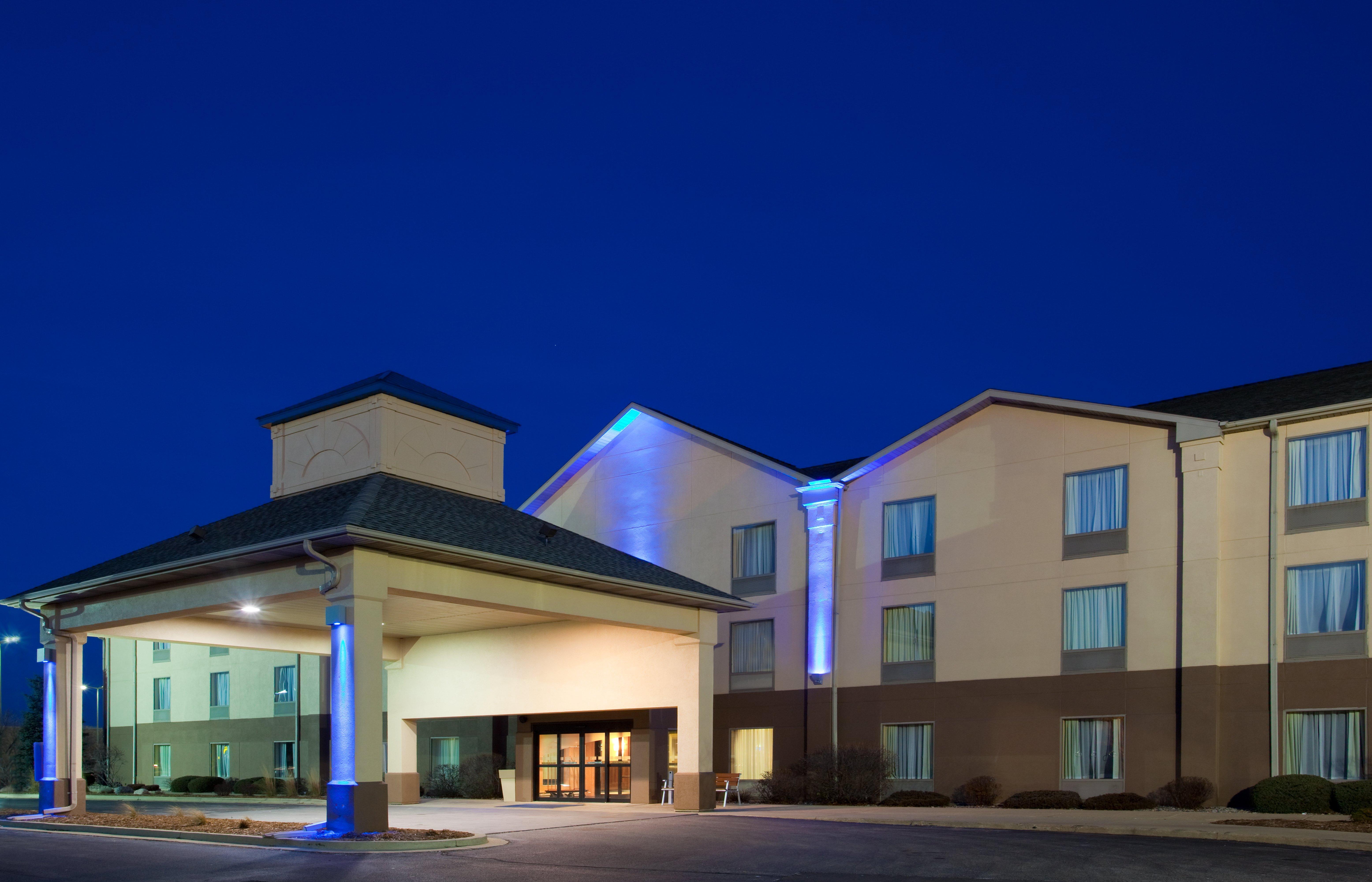 Best Western Plus Bourbonnais Hotel & Suites Buitenkant foto