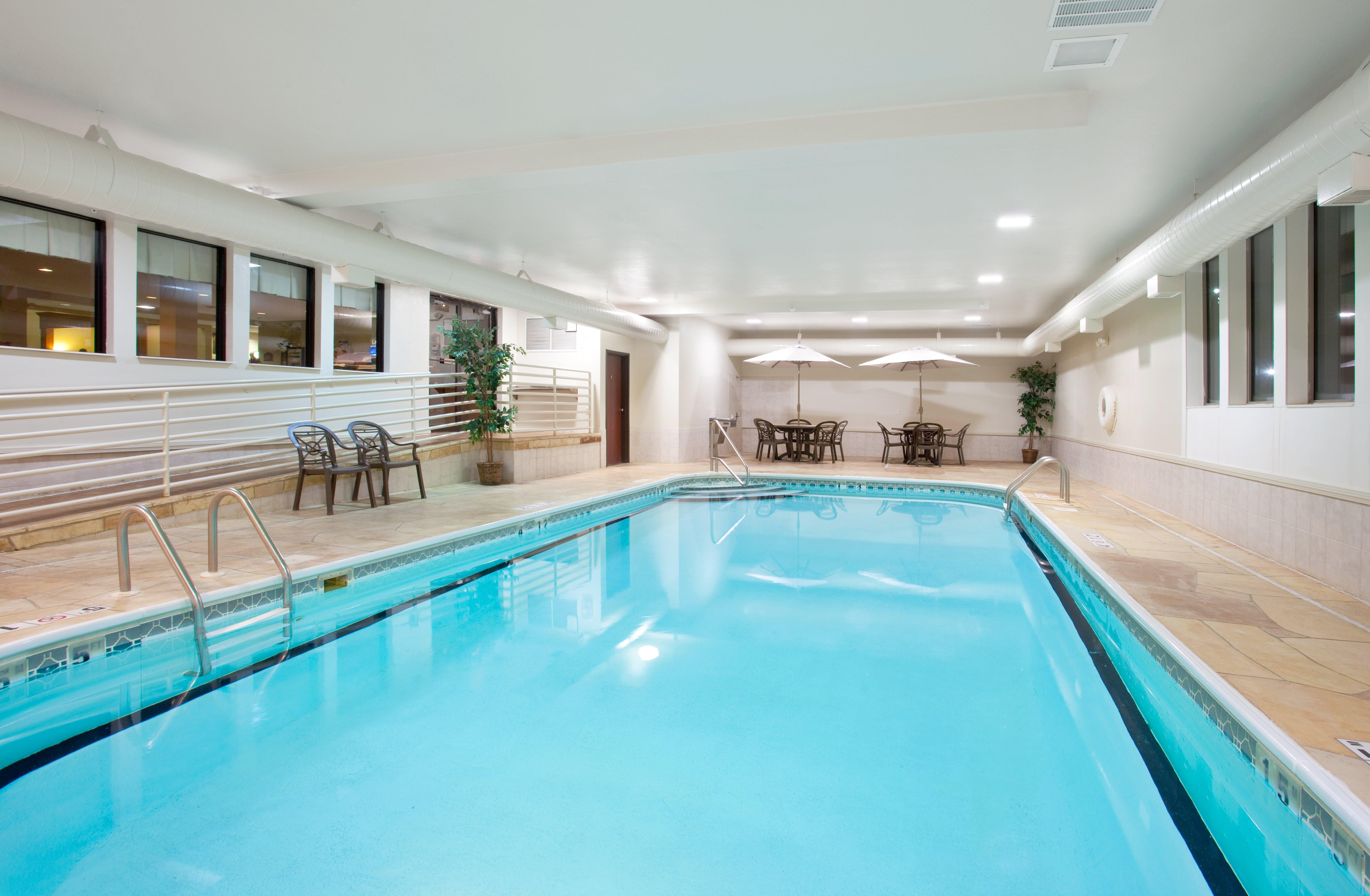 Best Western Plus Bourbonnais Hotel & Suites Buitenkant foto