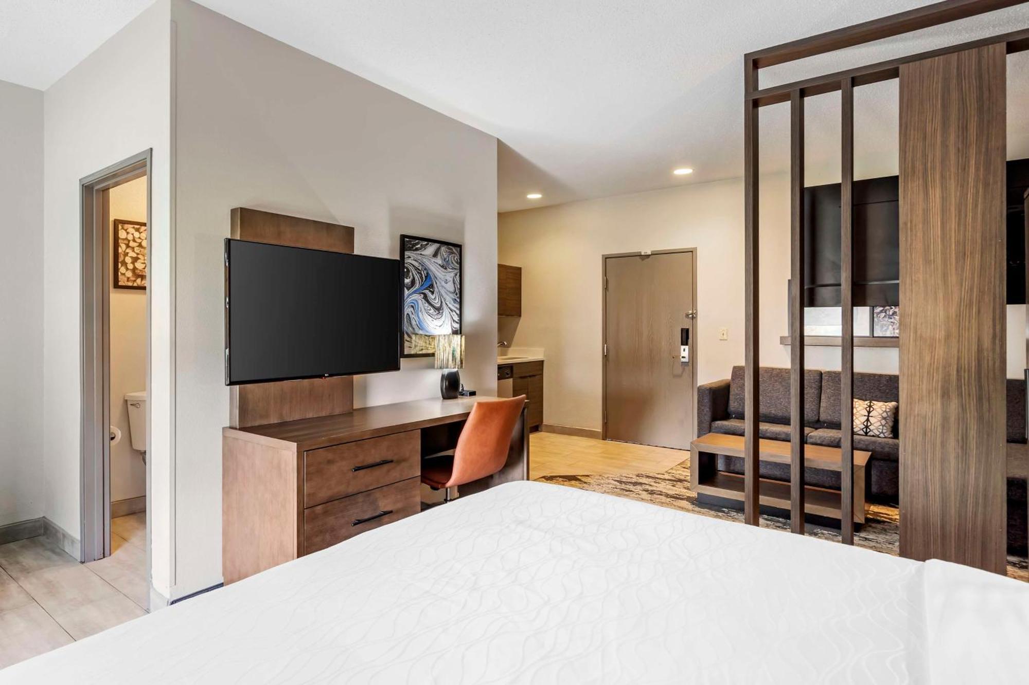 Best Western Plus Bourbonnais Hotel & Suites Buitenkant foto