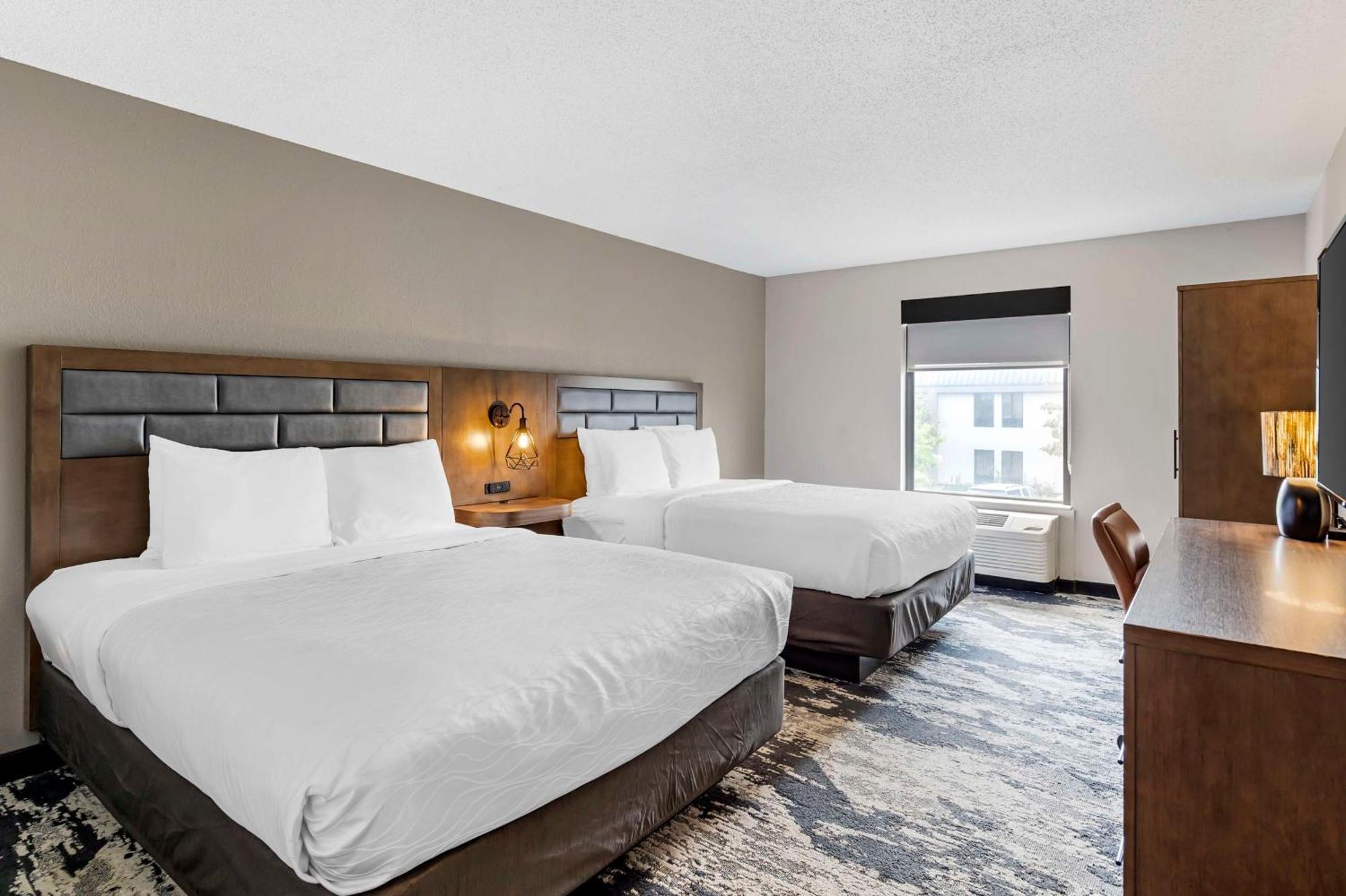 Best Western Plus Bourbonnais Hotel & Suites Buitenkant foto