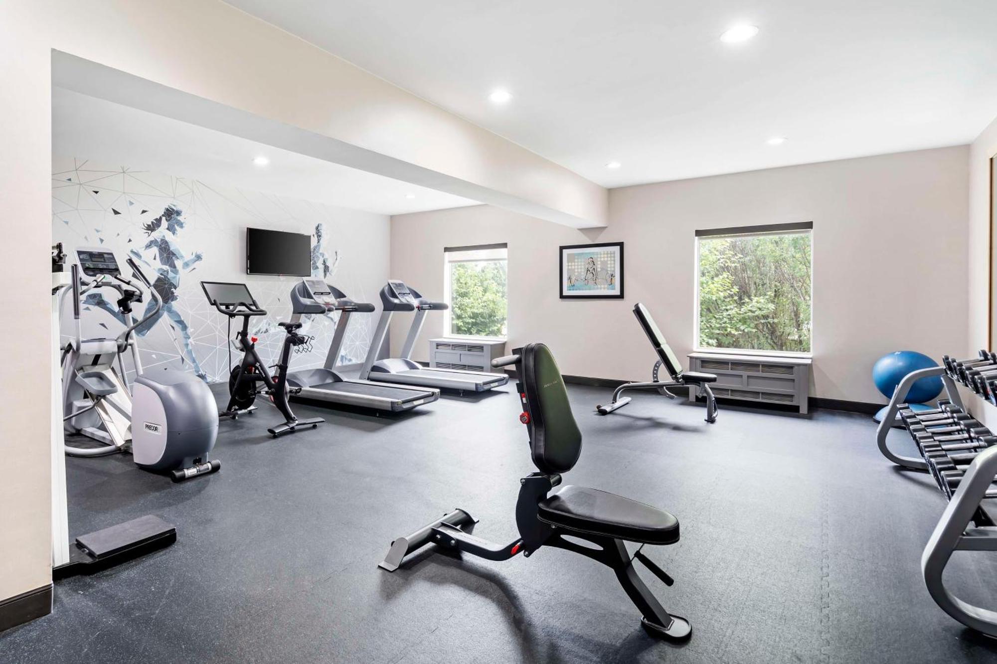 Best Western Plus Bourbonnais Hotel & Suites Buitenkant foto