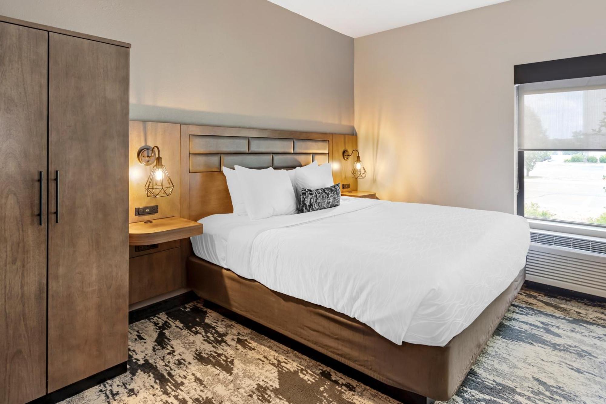 Best Western Plus Bourbonnais Hotel & Suites Buitenkant foto